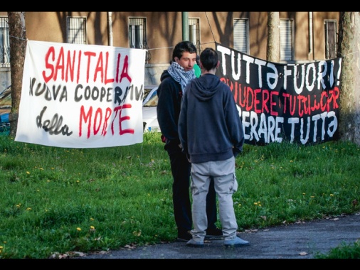 'Migrante non informato dei suoi diritti', niente Cpr