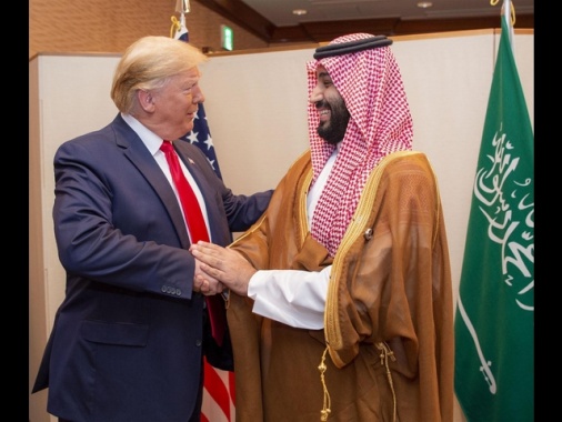 'Trump terrà un vertice con i Paesi del Golfo in Arabia'