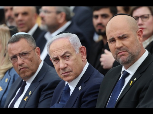 Netanyahu, per raid all'aeroporto risponderemo all'Iran