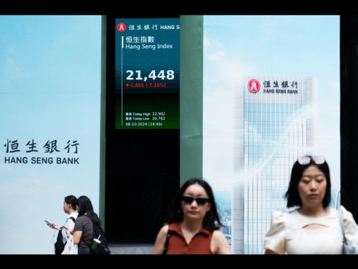Borsa: l'Asia sale nonostante il pmi cinese, occhi alla Fed