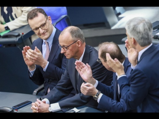Borsa di Francoforte cauta (-0,3%) dopo elezione Merz