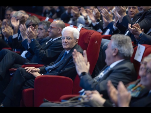 Mattarella, uscire da sole logiche commerciali sul cinema