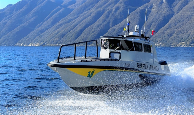 Velocità e intralcio: barche “pericolose” sui laghi