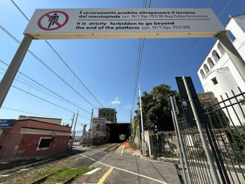 Scossa ai Campi Flegrei, sospesa la circolazione ferroviaria