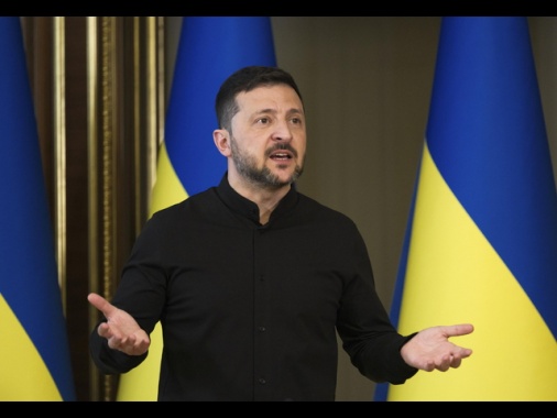Zelensky, 'se Putin rifiuta incontro, mi aspetto forti sanzioni'