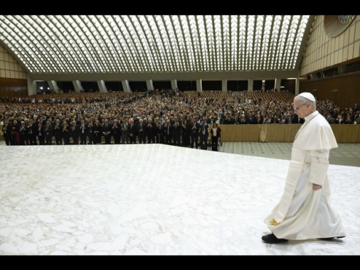 Il Papa, quanta violenza, la pace non è sopraffazione