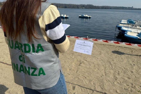Strutture abusive sui laghi, evasi oltre 100mila euro