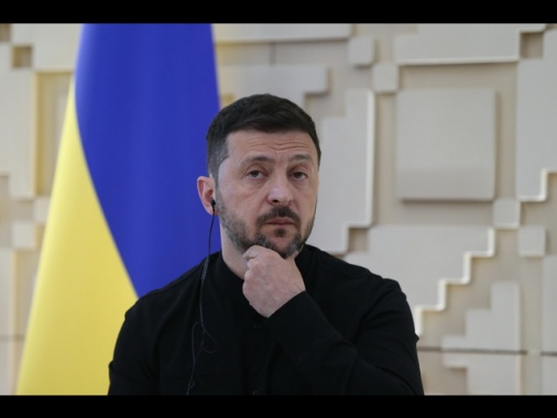Zelensky arrivato a Tirana per il summit della Cpe
