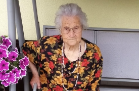 Luisa Maria compie 104 anni: l’abbraccio di Cassano