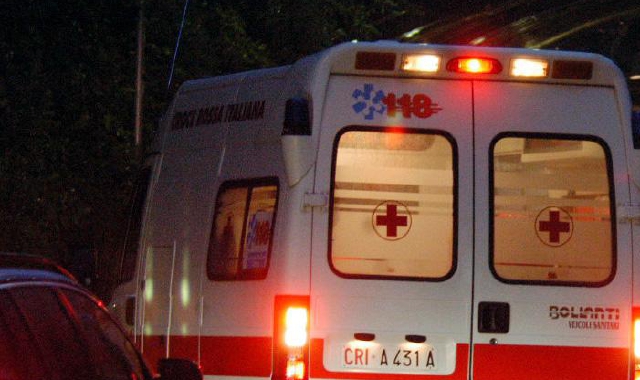 Sono intervenute tre ambulanza e l’elisoccorso (foto Achivio)