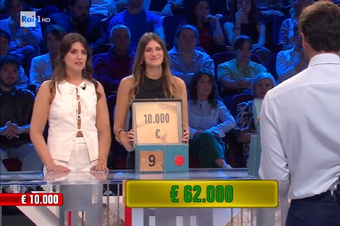 Ilaria, da Taino ad Affari Tuoi: nel suo pacco c’erano 10mila euro
