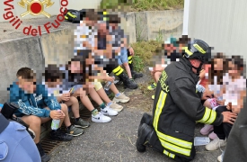 Affetto e psicologia: la carezza ai bimbi per superare il trauma