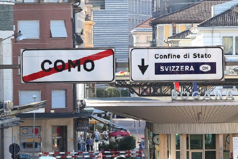 Fermato in dogana con un chilo di cocaina