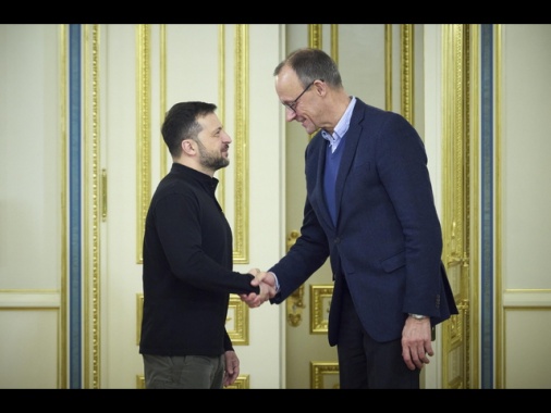 Oggi incontro Merz-Zelesnky a Berlino