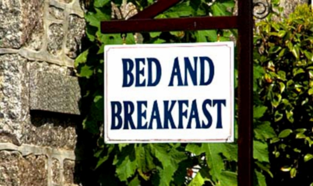 I bed and breakfast sanzionati tra Lesa, Meina e Belgirate dovranno pagare 30mila euro di multe (foto Archivio)