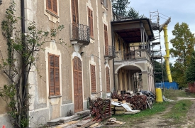 Villa Mylius, lavori infiniti. Angei: «Vogliamo la verità»