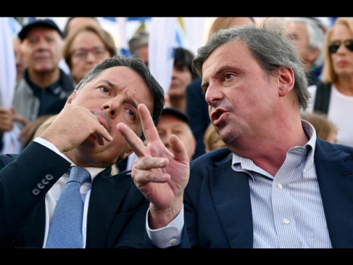 Fonti Az, contatti Calenda-Renzi per manifestazione il 6 giugno