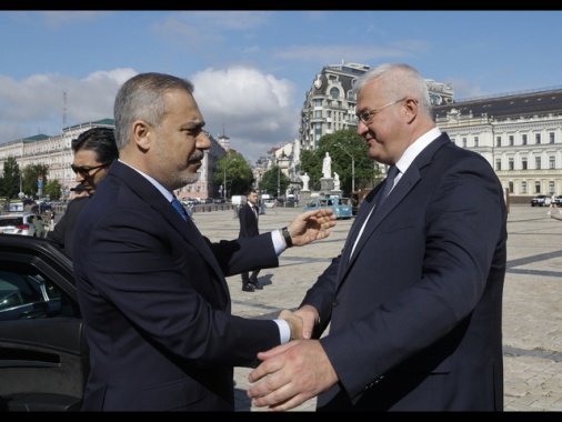 Ankara, possibile incontro Putin-Zelensky-Trump in Turchia