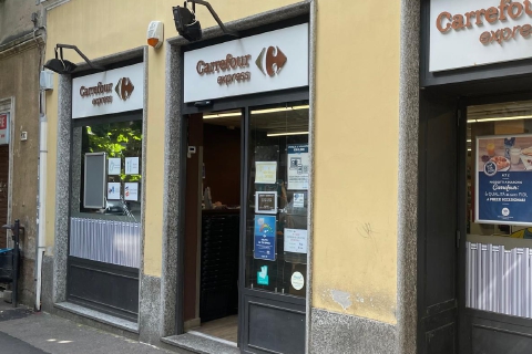 Tradate, il supermercato: «Subiamo troppi furti»