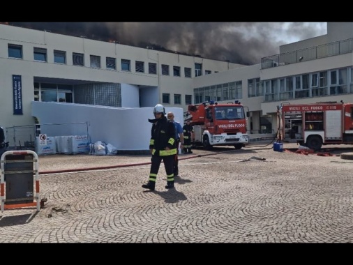 Ritrovato l'operaio disperso nell'incendio all'università