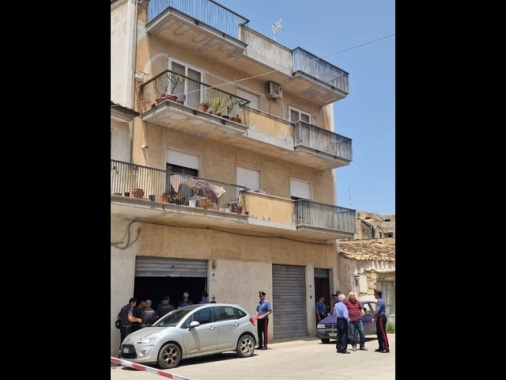 Uomo e donna morti a Castelvetrano, forse omicidio-suicidio