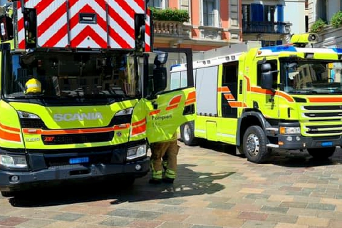 Notte di fuoco a Lugano: incendio in un albergo