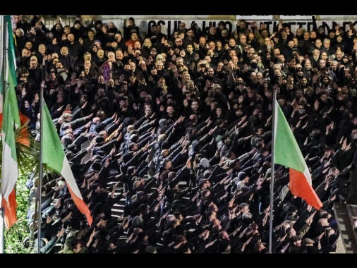 Casapound, il Tar annulla i Daspo per i saluti romani