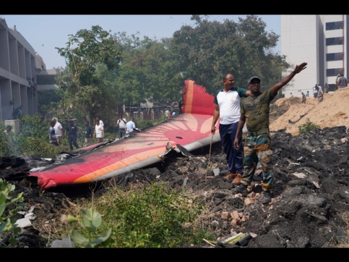 Aereo Air India, 'nessun superstite fra i 242 passeggeri'