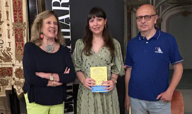 Tutti pazzi per Alessia Gazzola e la sua “Miss Bee”