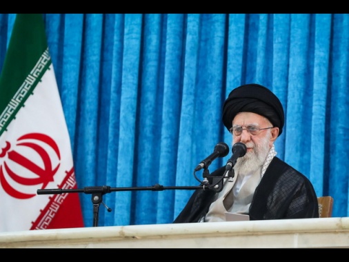'Khamenei incolume, segue sviluppi'