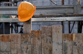 Si ferì alla mano in cantiere, prescritto il reato