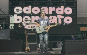 Folla per Bennato all'oratorio di Fagnano