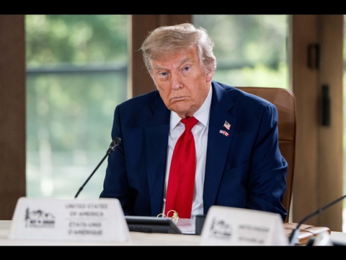 Trump chiede all'Iran la resa incondizionata