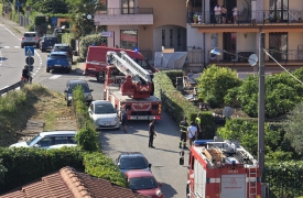 Malore in casa, donna soccorsa dai vigili del fuoco