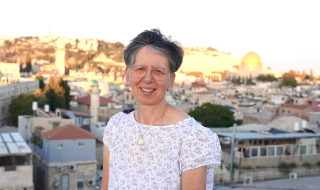 Paola Dominici D’Anna è la madre di Lucia D’Anna, la varesina che vive da anni a Gerusalemme. Si trovava lì al momento dello scoppio del conflitto tra Israele e Iran