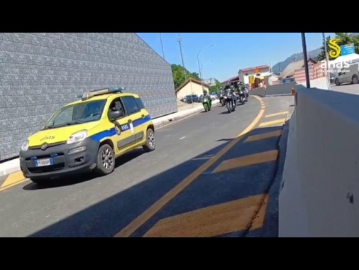Tunnel Tenda, primi veicoli in transito nella galleria