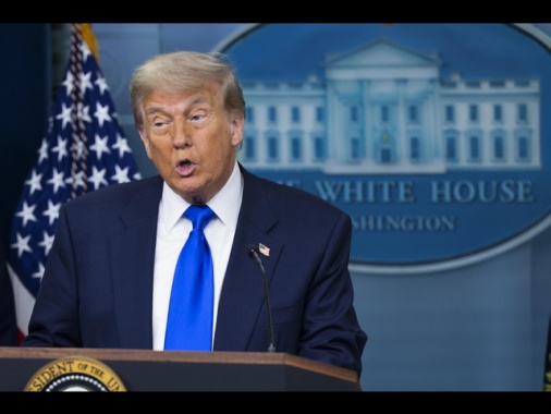Trump annuncia, raggiunto accordo commerciale con Vietnam