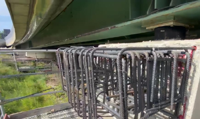 Il viadotto di Vedano in direzione Milano è chiuso da fine novembre per consentire i lavori di rinforzo dei pulvini, sorta di maxicapitelli