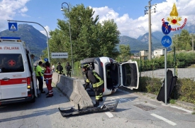 Auto piomba sulla ciclabile: paura in Ossola