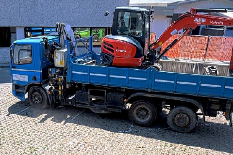 Ritrovato a Torba il camion rubato al fratello di Bianchi