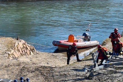 Tragico tuffo nel Ticino: muore 22enne