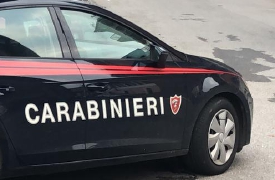 Sorpreso nel cortile dell’ex compagno: arrestato 43enne