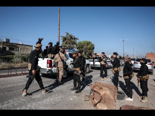 Ong, sale a 135 morti il bilancio di 48 ore di scontri in Siria