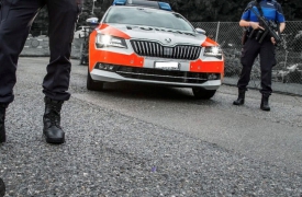 Auto come missile, italiano “recidivo” bandito dalla Svizzera