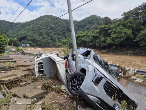 Nubifragi in Corea del sud, i morti sono 14