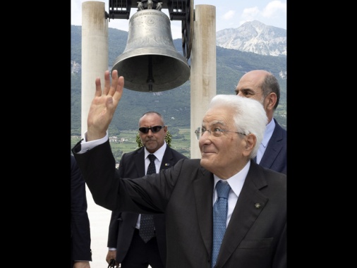 Mattarella, grati a Guardia Costiera per senso dovere e umanità