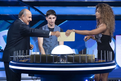 Andrea lascia la Ruota della fortuna