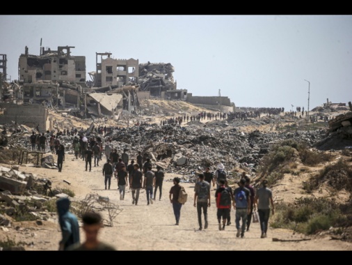 Italia con altri Paesi, 'la guerra a Gaza deve finire ora'