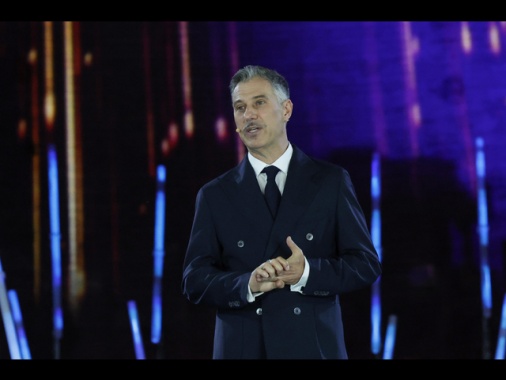 Rai, Gabriele Corsi rinuncia a 'Domenica in'