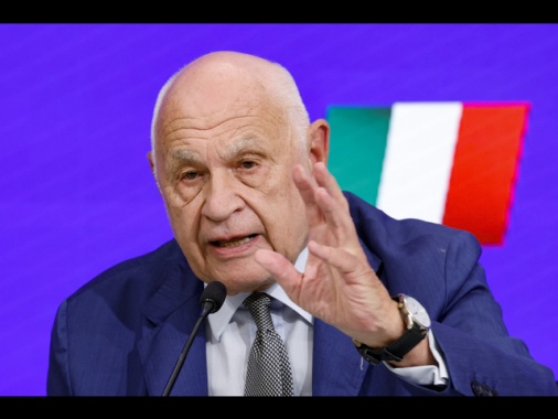 Nordio 'una porcheria diffondere notizie segrete,urge revisione'